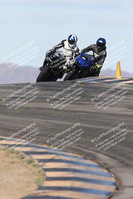 media/Nov-16-2025-Race Pace (Sun) [[8c5fa54630]]/Verified Riders/1-Turns 9 and 10 (925am)/